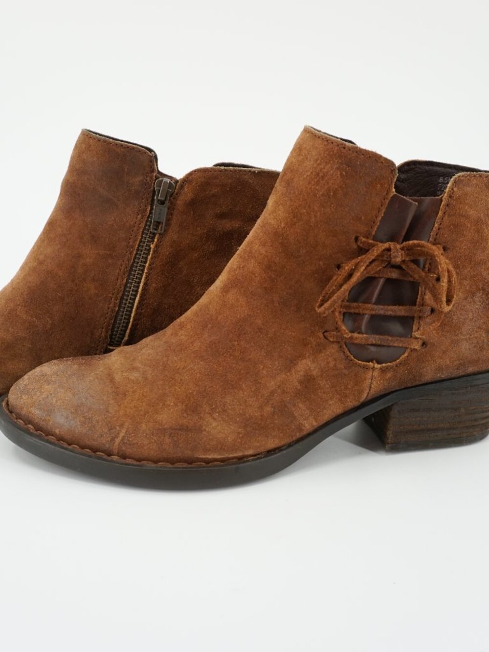 Born Women's Bowlen Ankle Boot Rust Distressed Western Suede Bootie F29526